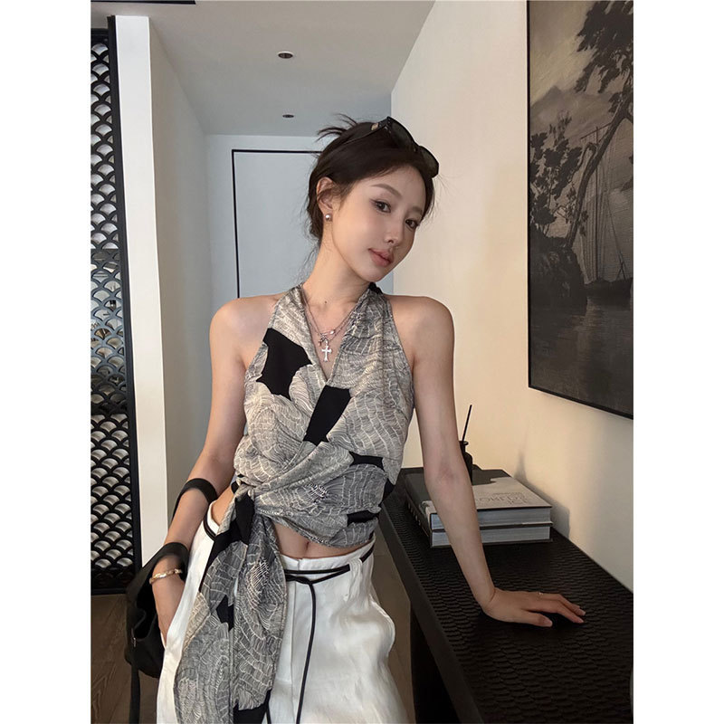 2026 Retro Printed Irregular Cross Halter Neck Short-Sleeve Tank Top Summer Tie-Up Slim Fit Spicy Girl Style