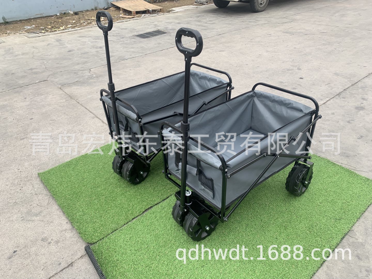 厂家直销出口亚马逊吹塑轮沙滩车户外野营车花园工具车折叠布兜车