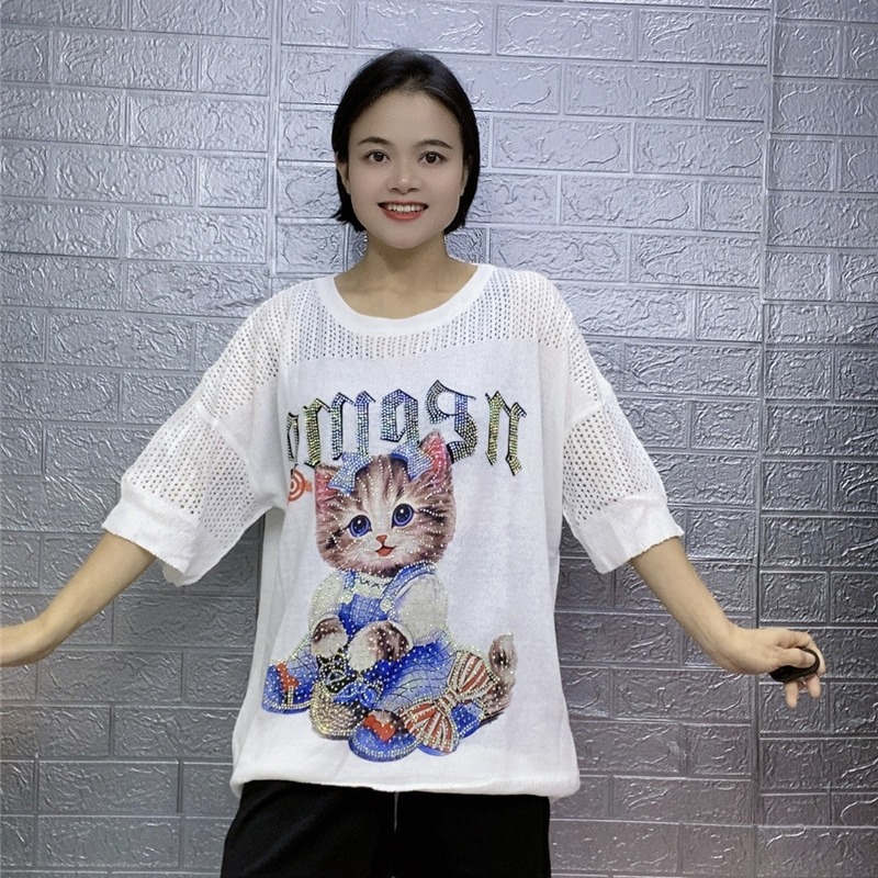 Women's round neck hollow ice silk long women's round neck top selling diamond-encrusted cartoon cat T-shirt in summer._voghion.com