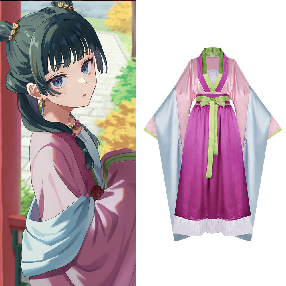 Cocoon Cat Cosplay Maid Suit Pretending to Be a Lady at the Green Bamboo Pavilion during the Cat Garden Festival