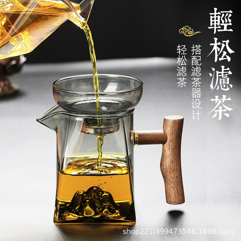 Heat-resistant glass mountain view wooden handle fair cup transparent square public cup kung fu tea dispenser with handle tea sea black tea set Heat-resistant glass mountain view wooden handle fair cup transparent square public cup kung fu tea dispenser with handle tea sea black tea set