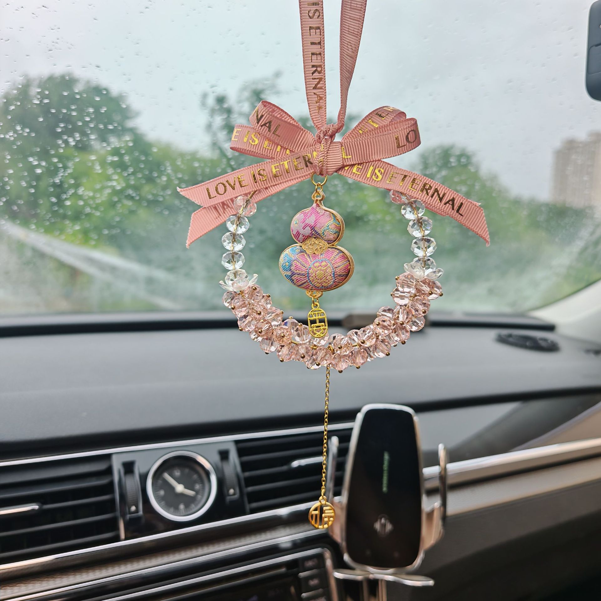 Crystal gourd car hanging rearview mirror decoration, women's safety pendant, car interior accessory