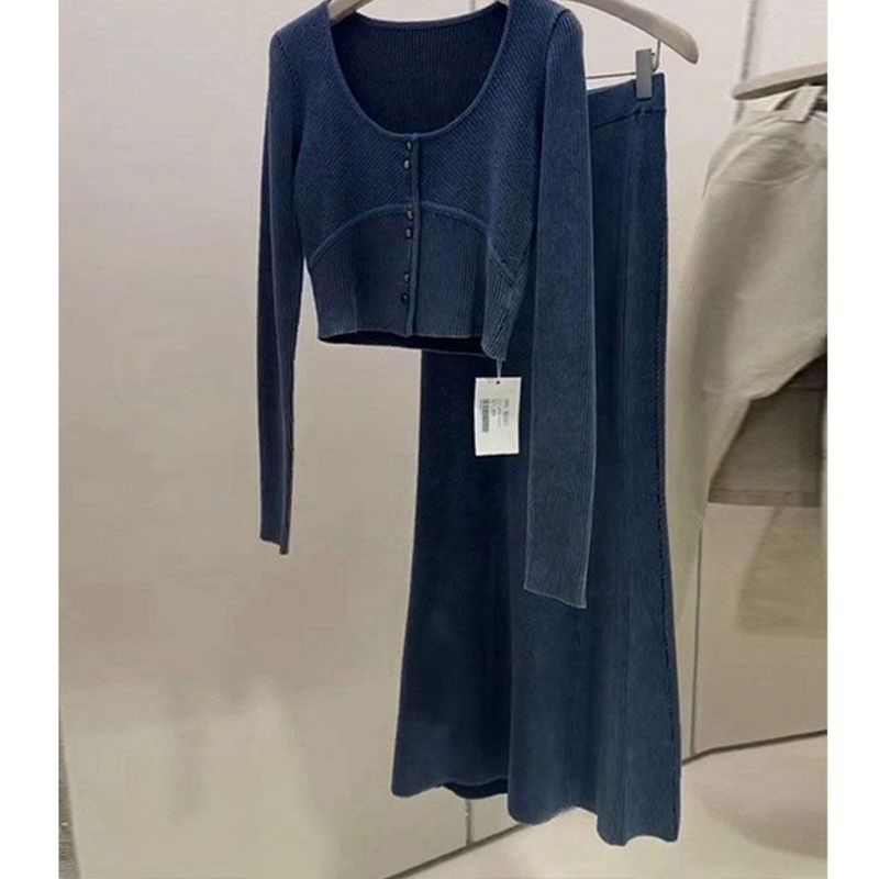 秋季别致韩剧女主穿搭一整套轻奢独特漂亮小香风蓝色针织衫套装裙|undefined