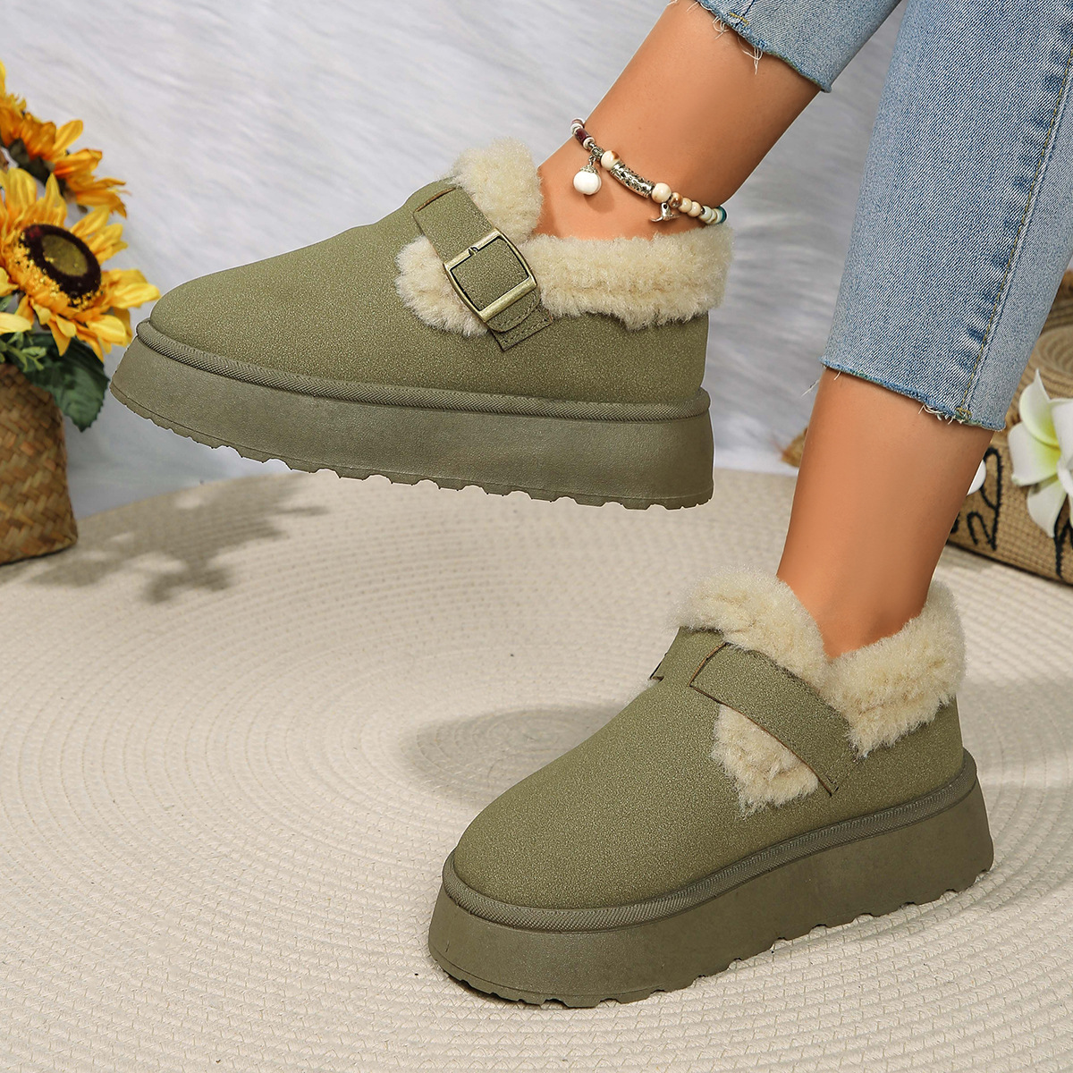 Muffin thick sole woolen shoes winter new wear round head warm and fluffy fashion casual cotton shoes_viptrois.com