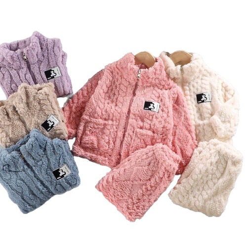 Set of Autumn/Winter Home Clothes for Men, Winter Pajamas for Girls and Babies, Thick Children's Flannel for Girls, Coral Fleece for Children