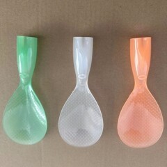かわいいしゃもじはしゃもじをして、米しゃもじの高い色の透明なしゃもじをつけません。