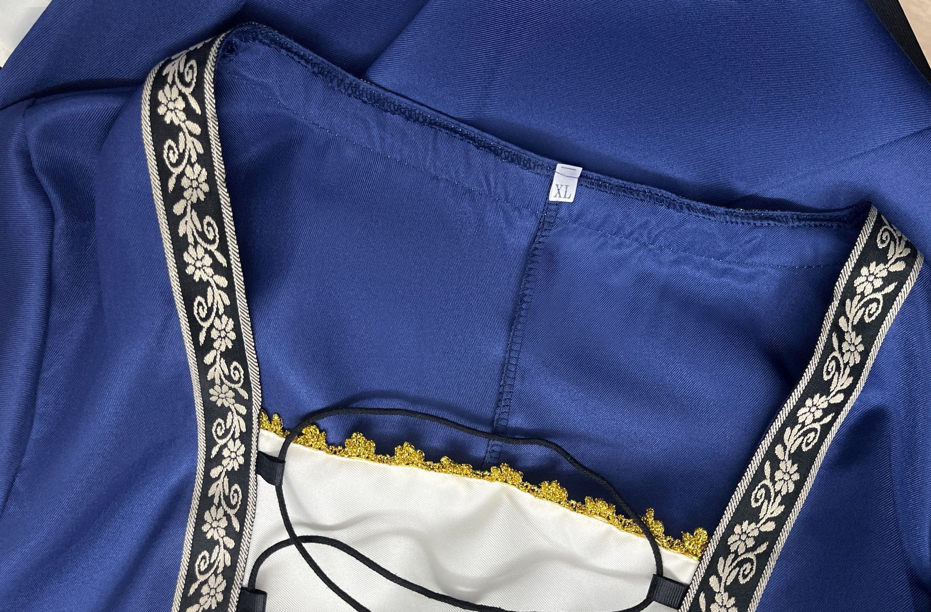 Robe longue de style européen et américain 2025, col carré, manches évasées, style gothique rétro, vêtements pour femmes, robe de cour médiévale_voghion.com