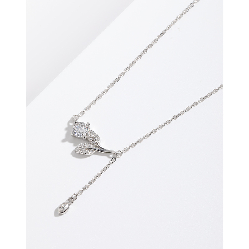 50 puntos moissanite collar de las mujeres 925 plata esterlina hoja diamante colgante nicho diseño 2023 nueva clavícula cadena