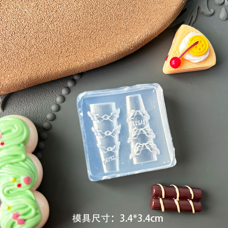 Venta caliente transfronteriza molde de manicura de alta transparencia animal de dibujos animados oso bowknot ramo DIY modelo de manicura en relieve tridimensional