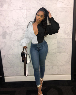 M-6131�羳Ů�b���R�d�r��������|��ɫ���\���r���S��ֱ��