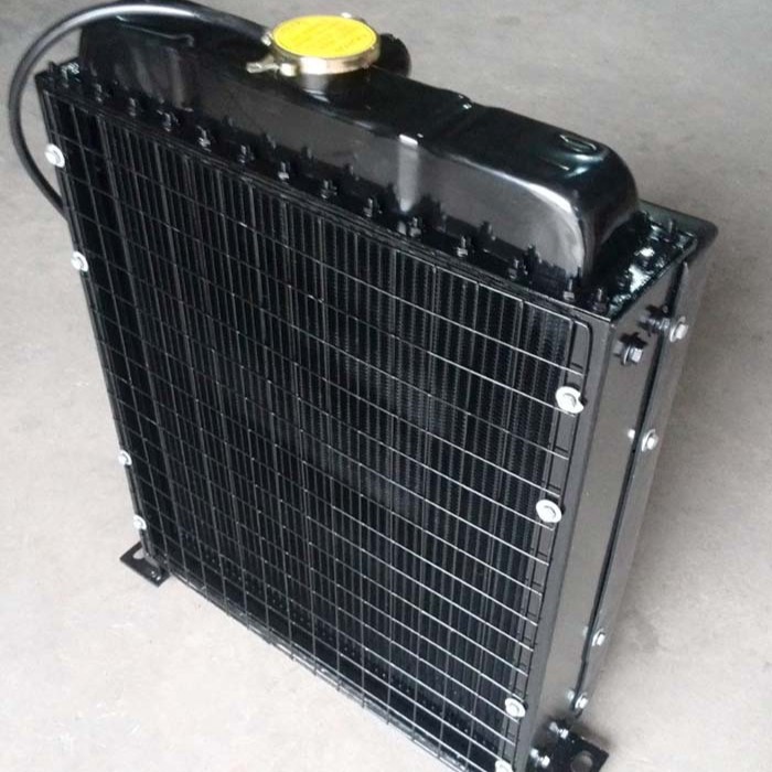 直销ZH4100/4102柴油机水箱散热器及柴油机水泥罐车配件