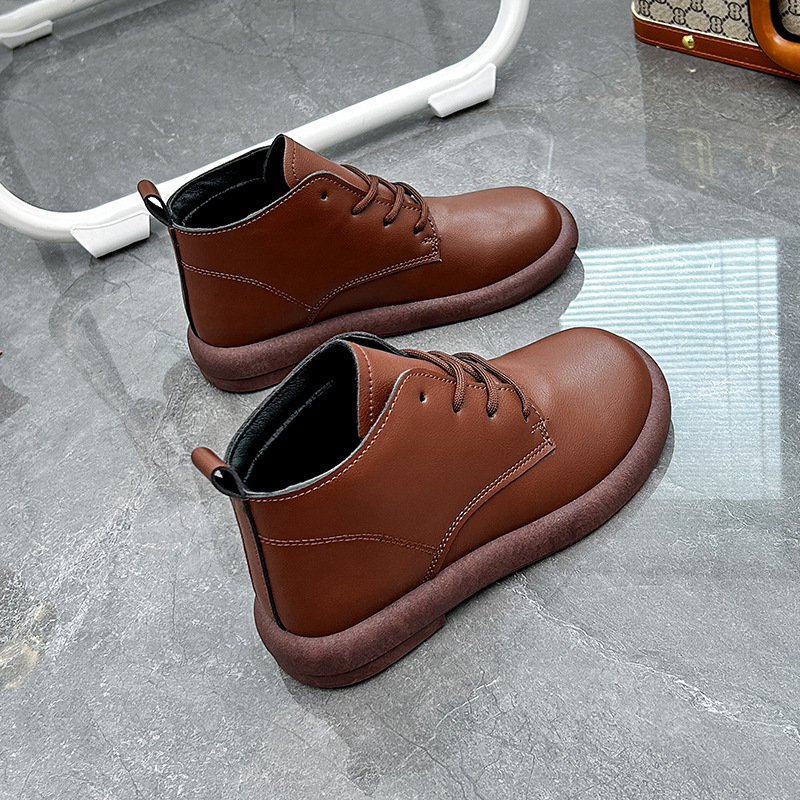 2023 Autumn/winter New British Style Front Lace Up Martin Boots Wearing Fashion Thick Sole Round Toe Short Boots for Women's Leather Boots_voghion.com