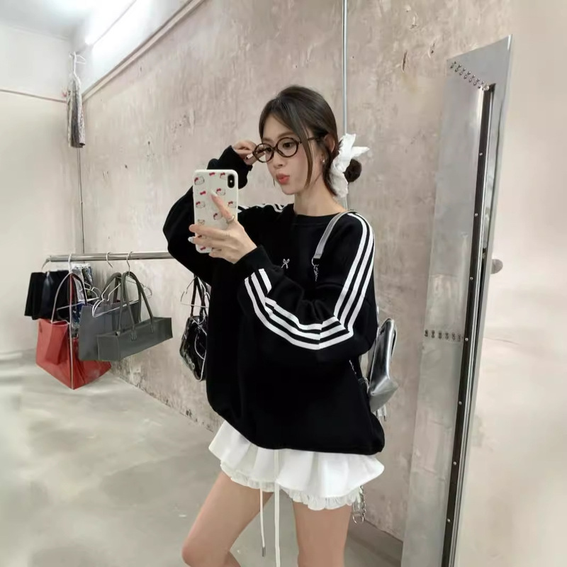 Three Bars Bow Embroidered Black Sweatshirt Women's Early Autumn Korean suit High Waist Round Neck Loose Casual Clothes