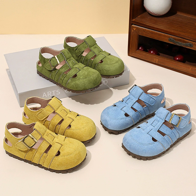 Детские сандалии для девочек Baotou Hollow 2025 Лето Новые туфли для девочек Принцесса Мягкая подошва Модные туфли Birkenstock
