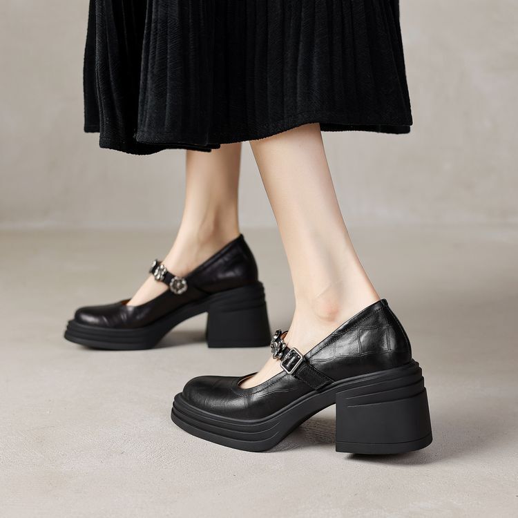 Small Height-raising Slimming Retro Style Deep Mouth Slip-on Loafers 2025 Spring Daily Comfortable Small Leather Shoes