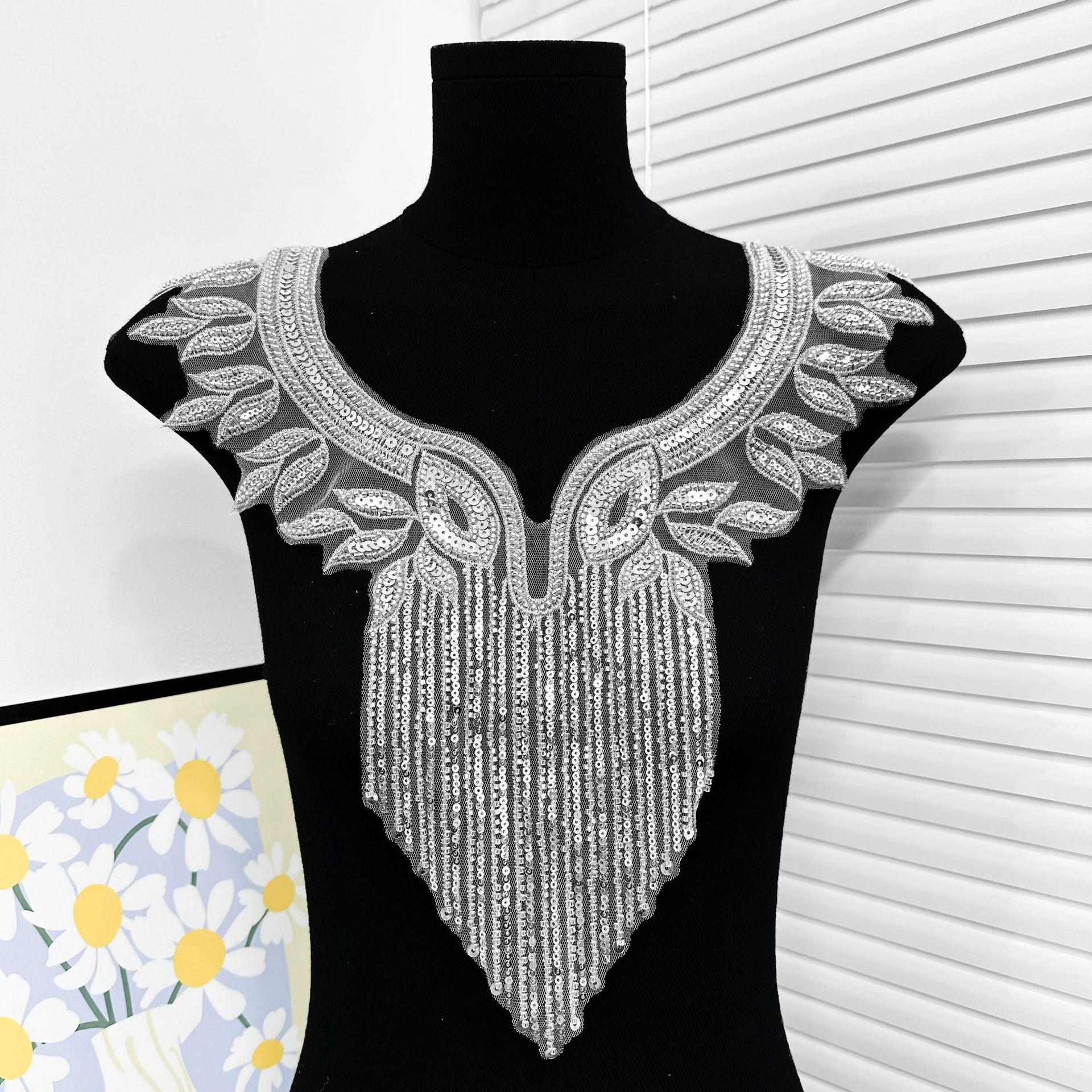 Exquisito cuello dorado, pegatinas decorativas, bordados con lentejuelas, vestidos artesanales, vestidos, zapatos y sombreros, accesorios de bricolaje