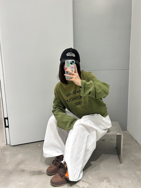 acne1996 新しいグラデーショングリーン長袖 T シャツ 25 新しい深セン南油ハイバージョン男性と女性同じスタイル|undefined