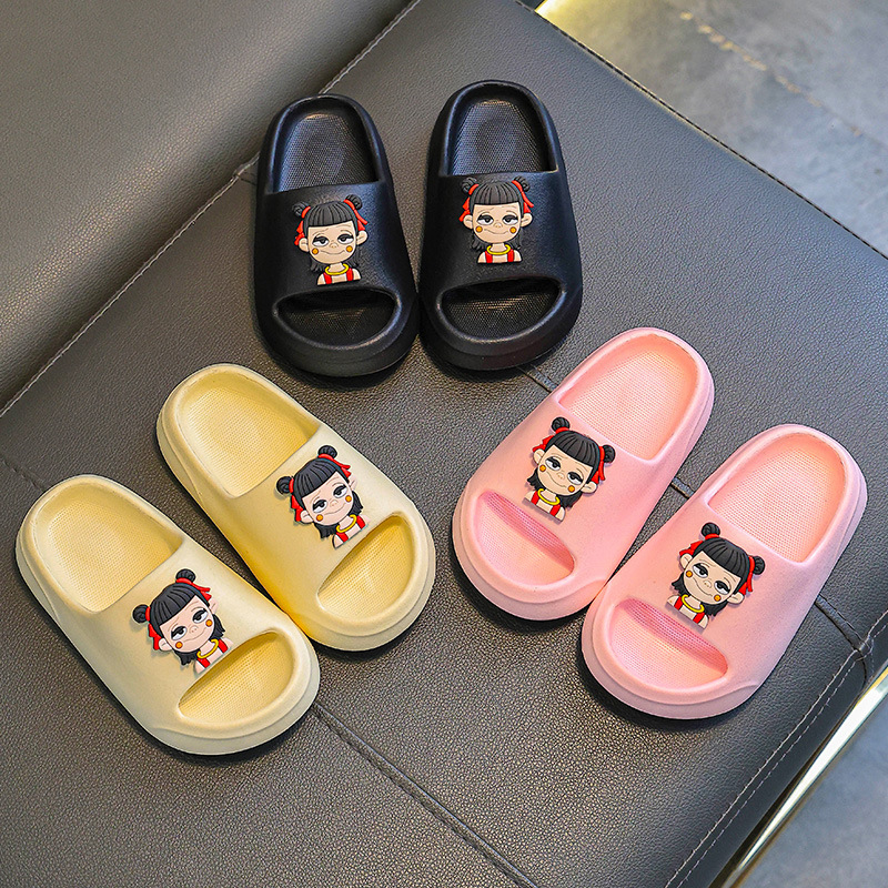 Nezha zapatillas infantiles para niños verano nuevo interior para niñas antiderrapante baño para bebés niños zapatillas frías para niños