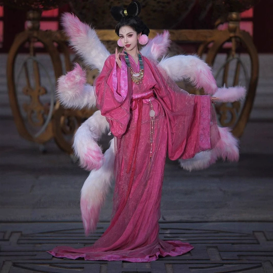 Yuntai Mountain Shiji та же оригинальная гробница короля лошади Чу