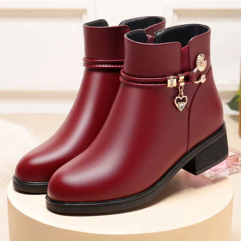 Zapatos de madre zapatos de tacón algodón grueso zapatos de cuero de algodón de Mujer Fondo suave plano botas de tobillo de tacón medio antideslizantes zapatos de mujer de mediana edad y edad avanzada botas de algodón
