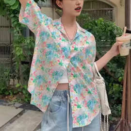 东南亚花朵印花衬衫春夏季新款女短袖弹性泰国植物印花上衣宽松T