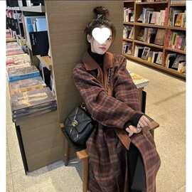 双面毛呢格子大衣女新款早春外套中长款赫本风修身格子毛呢外套女