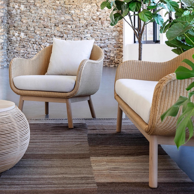 Sofá de madera maciza al aire libre patio ocio simple terraza villa balcón jardín silla de caña muebles mesa de té combinación