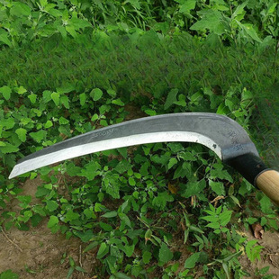 Scythe for Grass Cutting, Extra-Large Shirt Scythe, Forged for Home and Agricultural Use, Outdoor Long-Handled Scythe for Chopping and Cutting