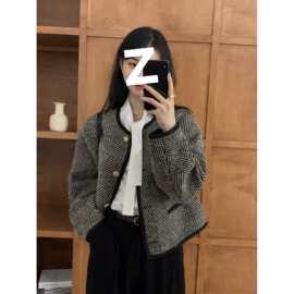 小众法式复古小香风外套女秋装2026新款条纹短款夹克开衫上衣