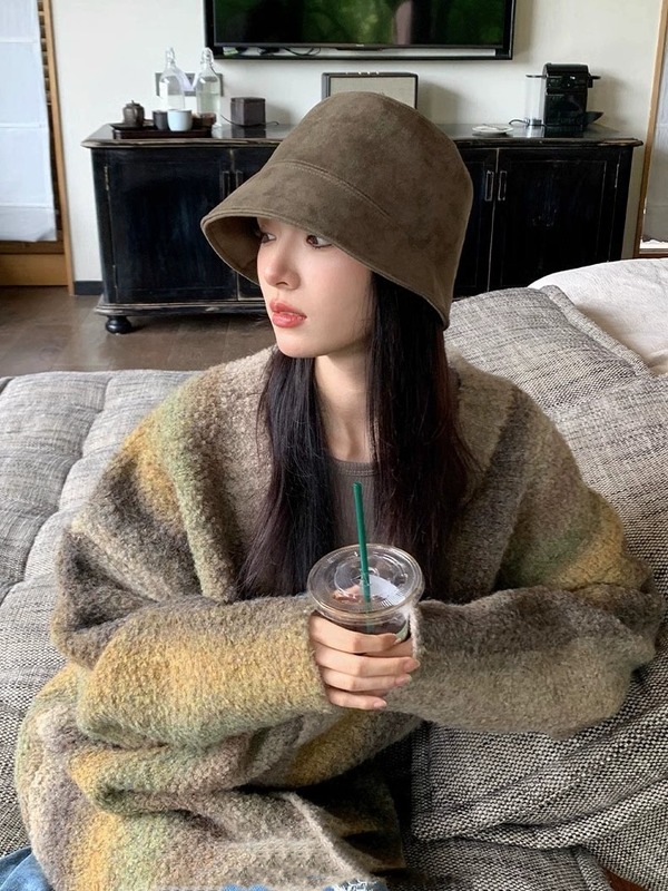 麂皮绒渔夫帽2025新款女秋冬季百搭大头围素颜气质遮脸水桶盆帽子|undefined