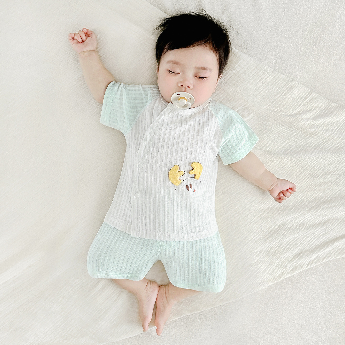 Trajes de bebé de verano para niños pijamas de algodón de manga corta para niños y niñas para salir ropa delgada para bebés de verano