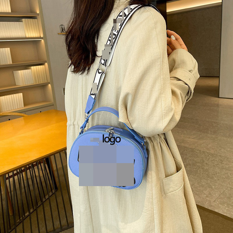 Bags transfronterizos bolso europeo y americano bolso femenino 2024 nuevo bolso de dibujos animados inclinados de moda de un hombro comercio exterior