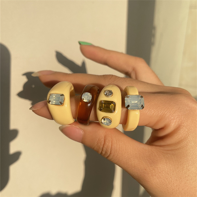 15g Weight Wholesale Jewelry Ig Style Geometric Resin Rhinestones Inlay Rings