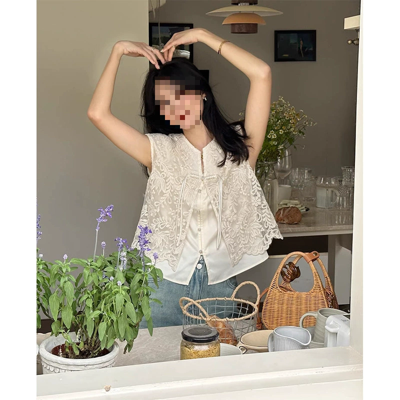 Новая рубашка в стиле шинуазри с вышивкой, женская, лето 2025, новый дизайн, нишевая, элегантная, кружевная, жаккардовая.