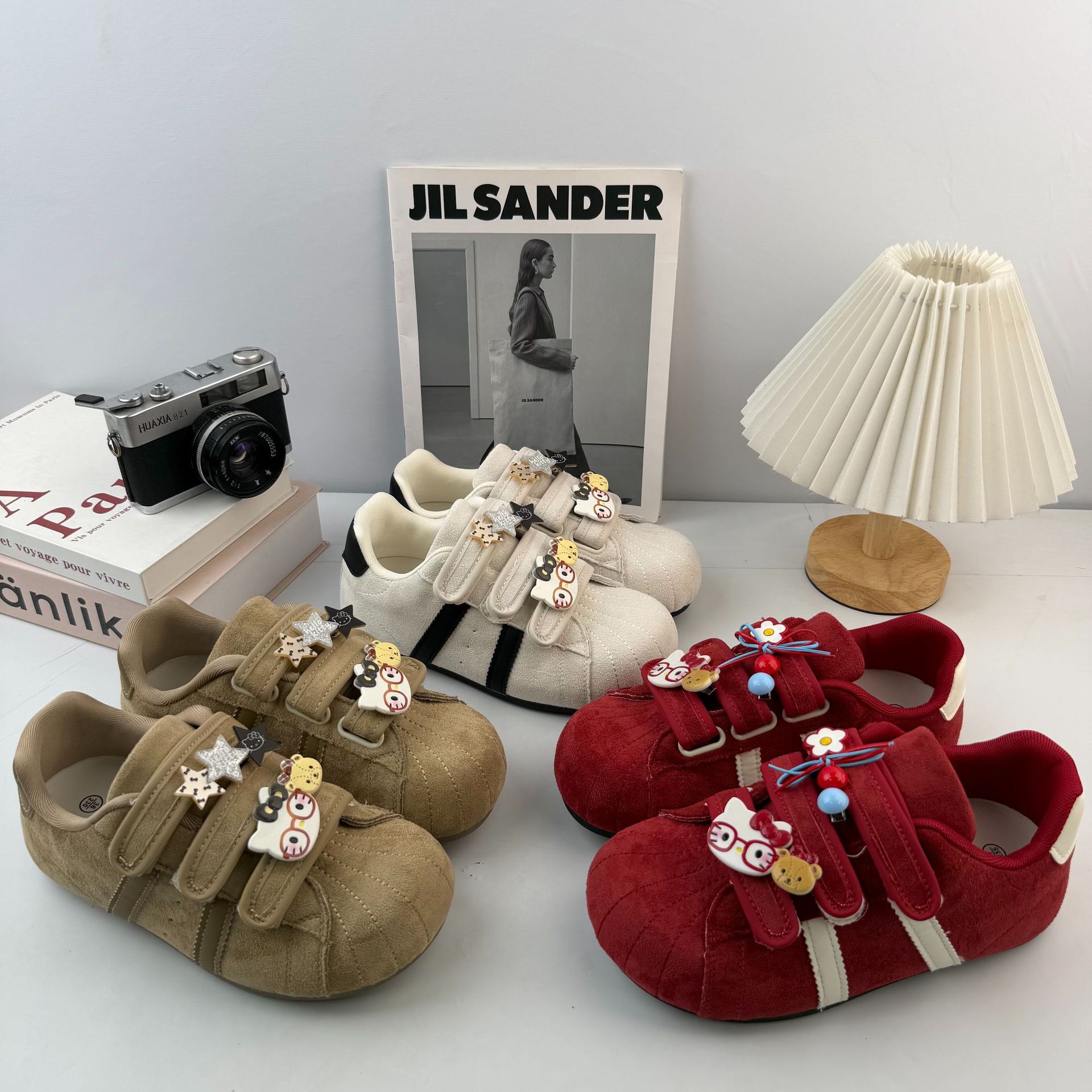 远波小众原创Kitty魔术贴懒人鞋女2025新款百搭可爱泡芙鞋代发