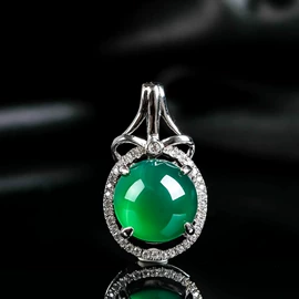 玉器工艺品;翡翠项饰;项链