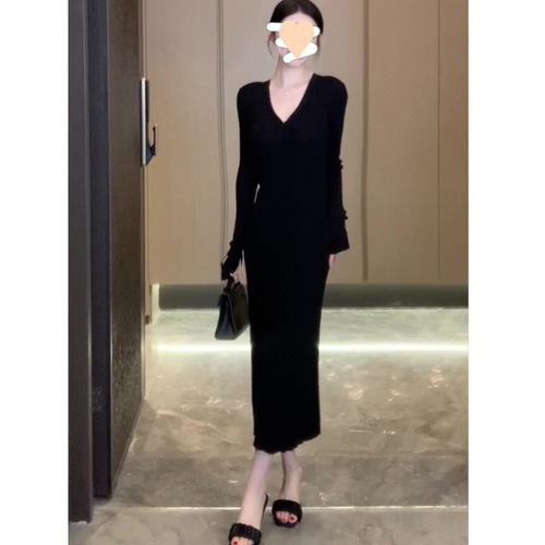 French Black Sheer Ice Silk Knit Collar Dress for Women - Summer Fitted Slimming Elegant High Slit Hip-Length Dress