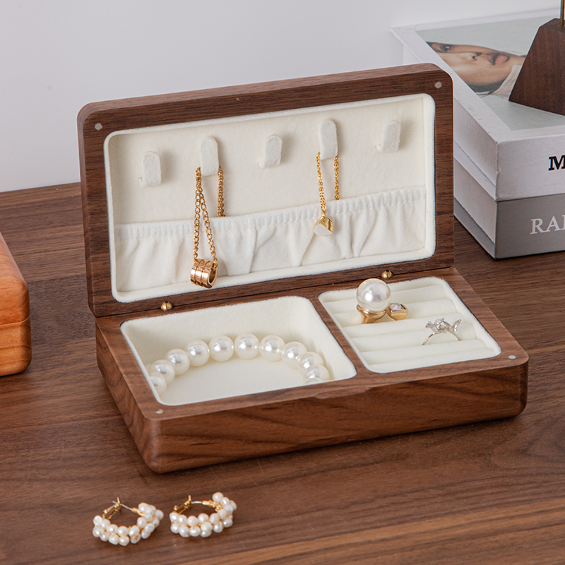 Caja de madera retro caja de almacenamiento de joyería de madera de nogal negro con cerradura collar de anillo caja de almacenamiento de joyería de mano con tapa de madera maciza