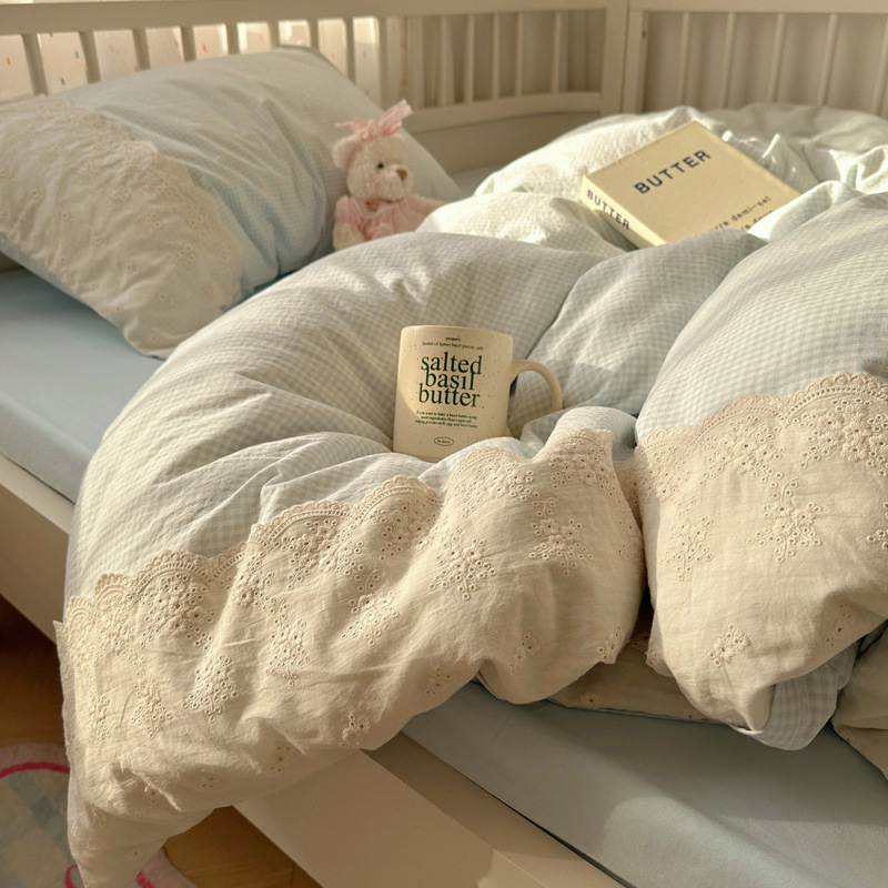 Cama de algodón fresco de seda de cuatro piezas, encaje princesa de viento, colchón de cubierta, sábanas de tres piezas