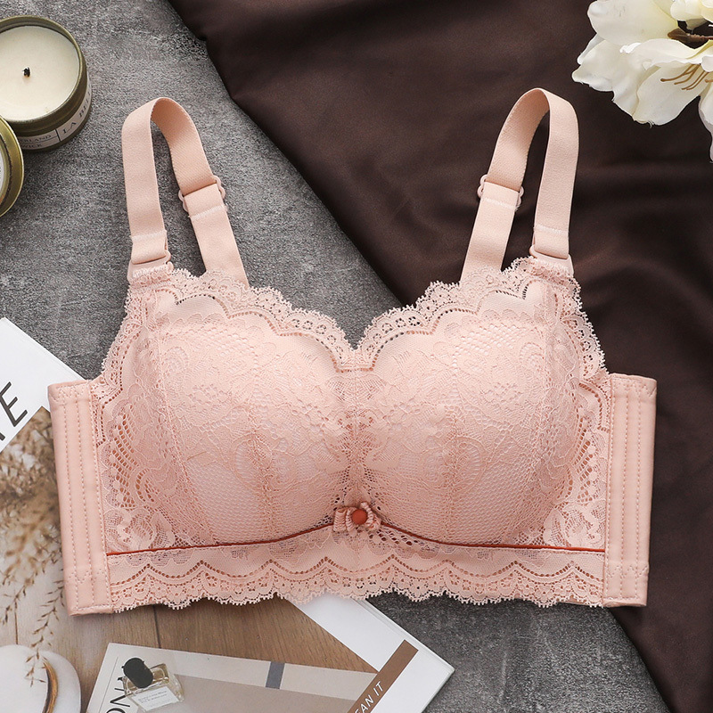 Nueva ropa interior popular sujetador pequeño para mujer Super push up 6CM grueso sujetador de borde de encaje inalámbrico taza no vacía 9060