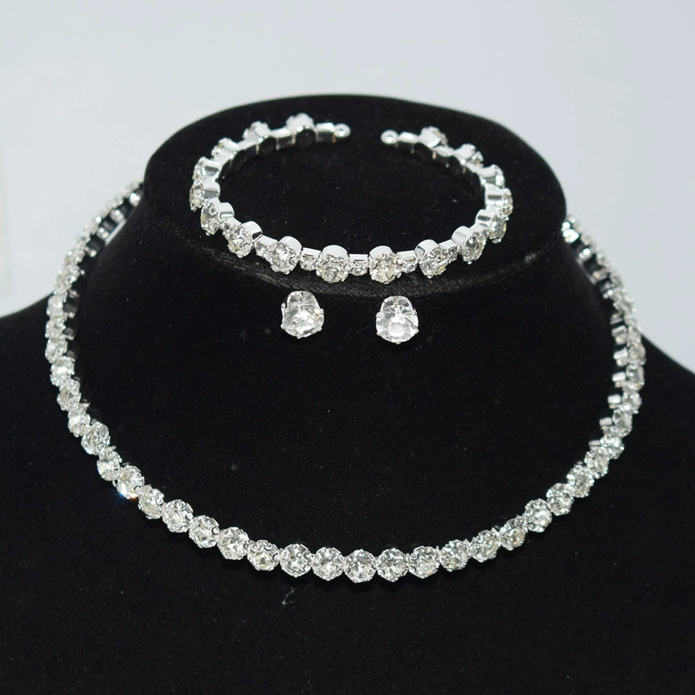 Accessory for bride, choker, bracelet, earrings, set, necklace, chain, gold and silver