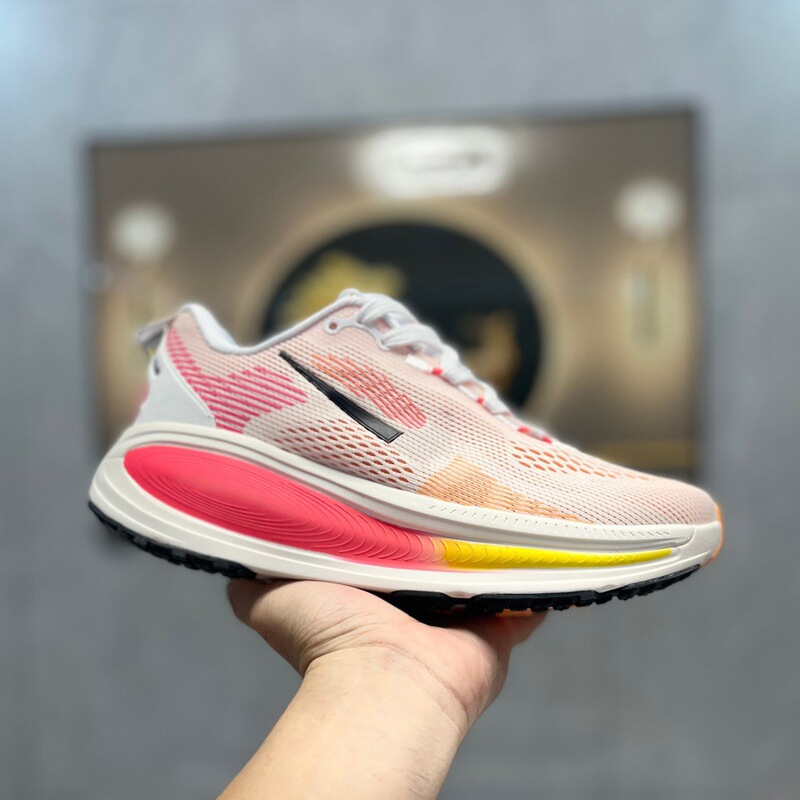 Putian Shoes Naike Guan Moon Landing V18 Zoom Vomero Running Shoes Training Wear-Resistant Sports Shoes Men's and Women's Casual Shoes