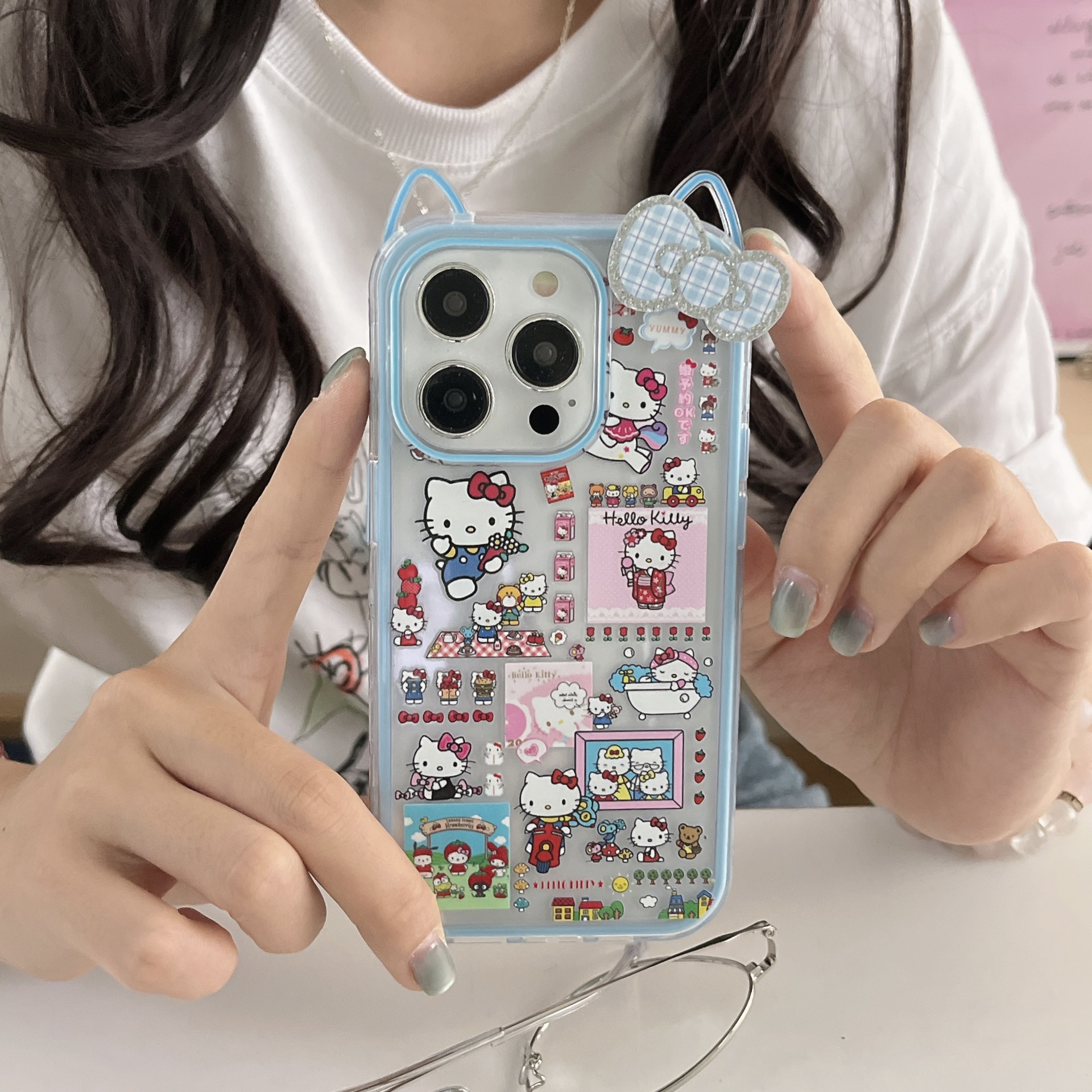 Linda caricatura pantalla completa KT gato ilustración para Apple 16ProMax funda para teléfono móvil 15Pro bowknot 14/13 nuevo