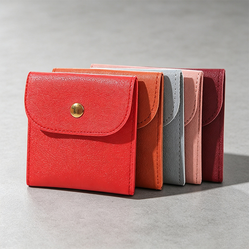 Jewelry bag made of PU leather with snap button, for storing jewelry, rings, and bracelets, waterproof, custom-made envelope bag Jewelry bag made of PU leather with snap button, for storing jewelry, rings, and bracelets, waterproof, custom-made envelope bag