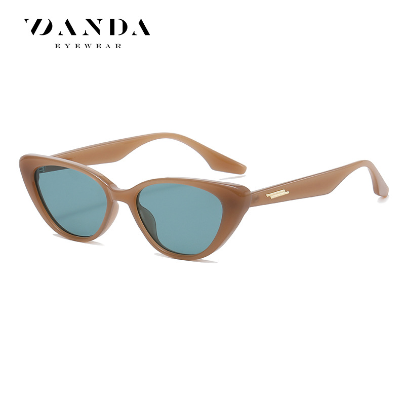 Nuevas gafas de sol personalizadas transfronterizas Moda europea y americana de las mujeres gafas de sol ojo de gato 6304 Internet Celebrity ins estilo moda marca gafas de sol