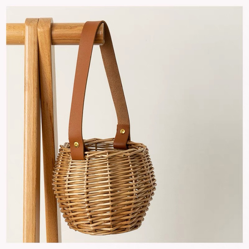 INS Korean style cute children's hand basket fashion girl's swing bag toddler bag little girl's hand bag