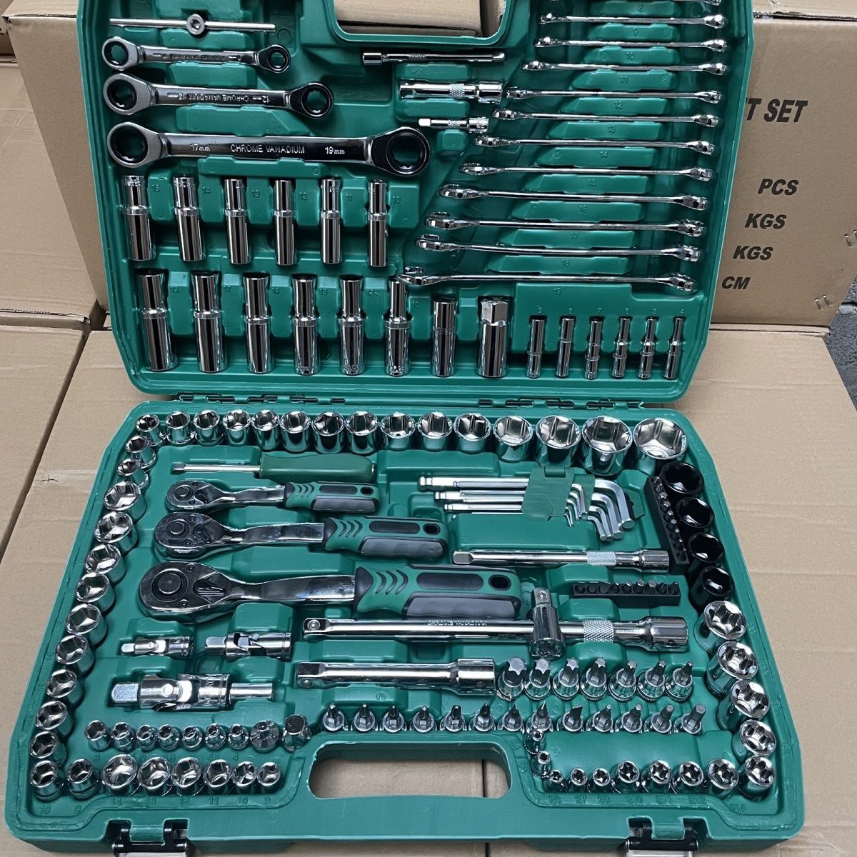 Tools set, wrench, 121 pieces