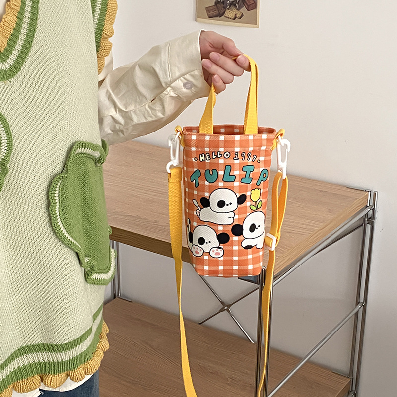 Spot wholesale 2023 new pattern ins Original Illustration printing Bottle Bag Hand carry Bag Inclined shoulder bag The single shoulder bag