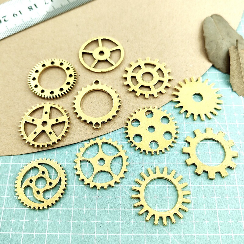 Steampunk Antique Gold Alloy 25mm Gear Accessories DIY Jewelry Materials Vintage Mechanical Style Mixed Pendants Steampunk Antique Gold Alloy 25mm Gear Accessories DIY Jewelry Materials Vintage Mechanical Style Mixed Pendants