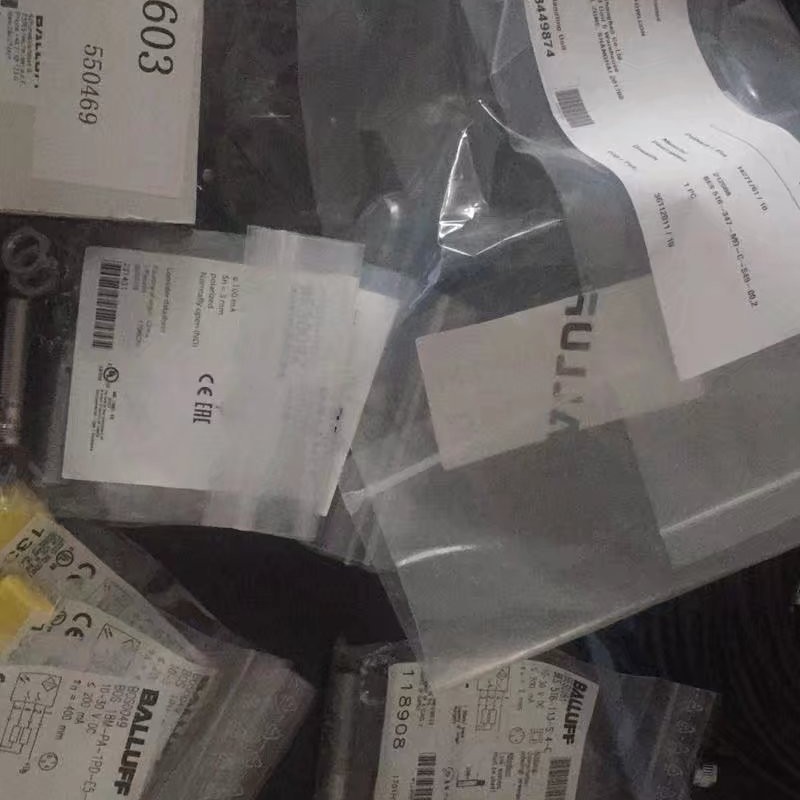 BES R04KC-PSC15B-EP00,3-GS49 BES00R6